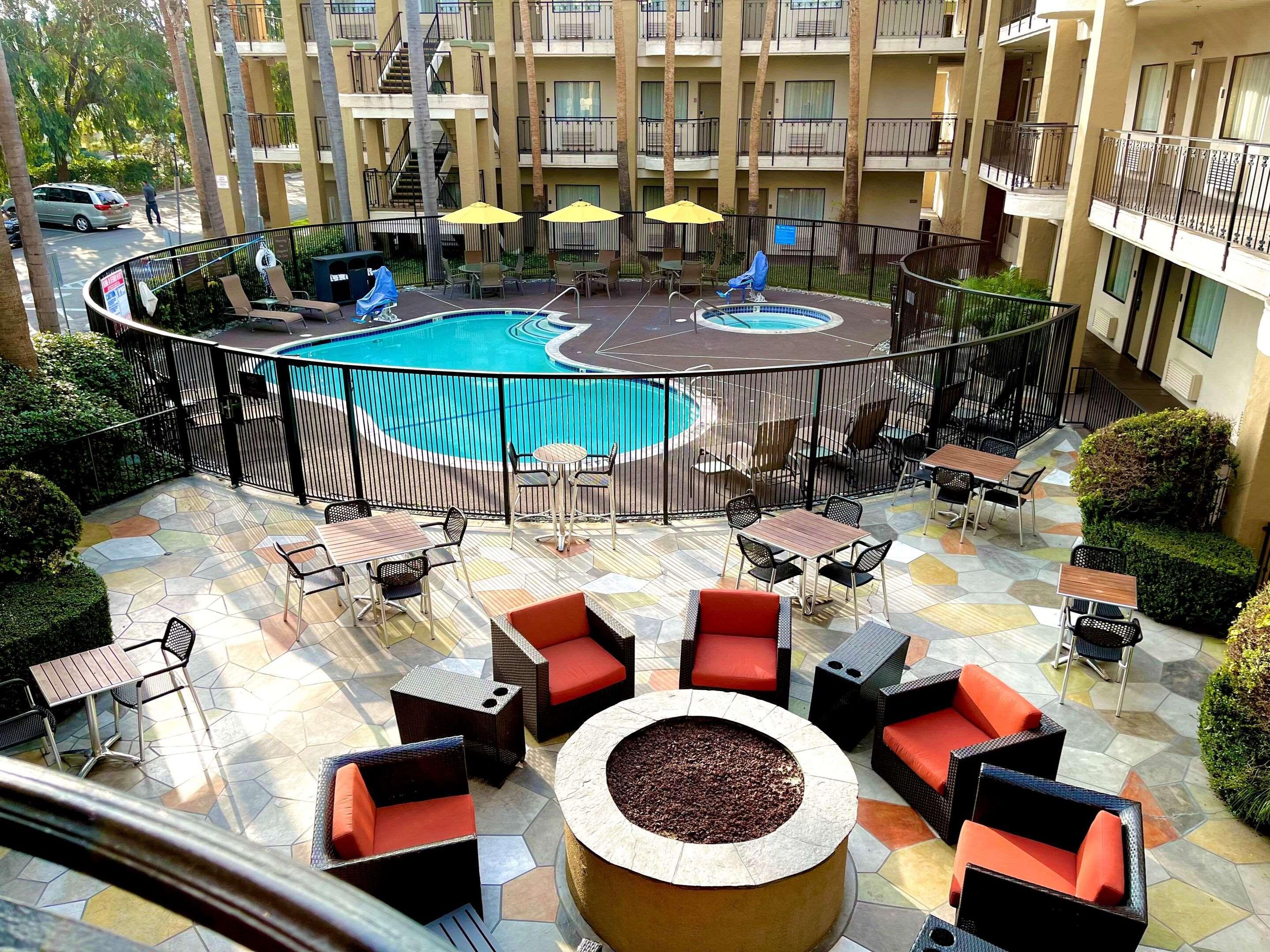 Comfort Inn & Suites Orange County John Wayne Airport Santa Ana Exteriör bild