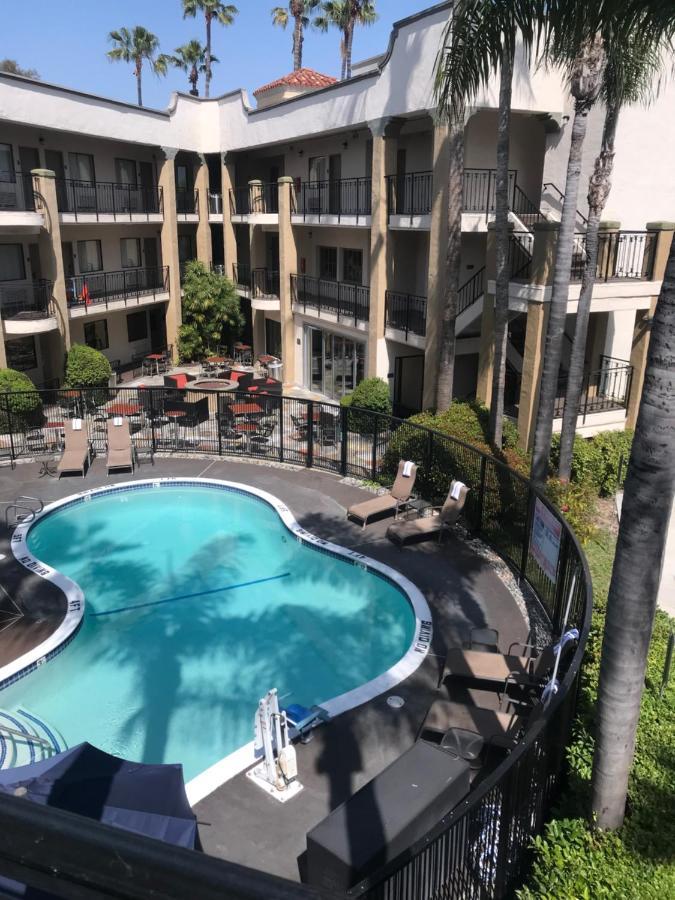 Comfort Inn & Suites Orange County John Wayne Airport Santa Ana Exteriör bild