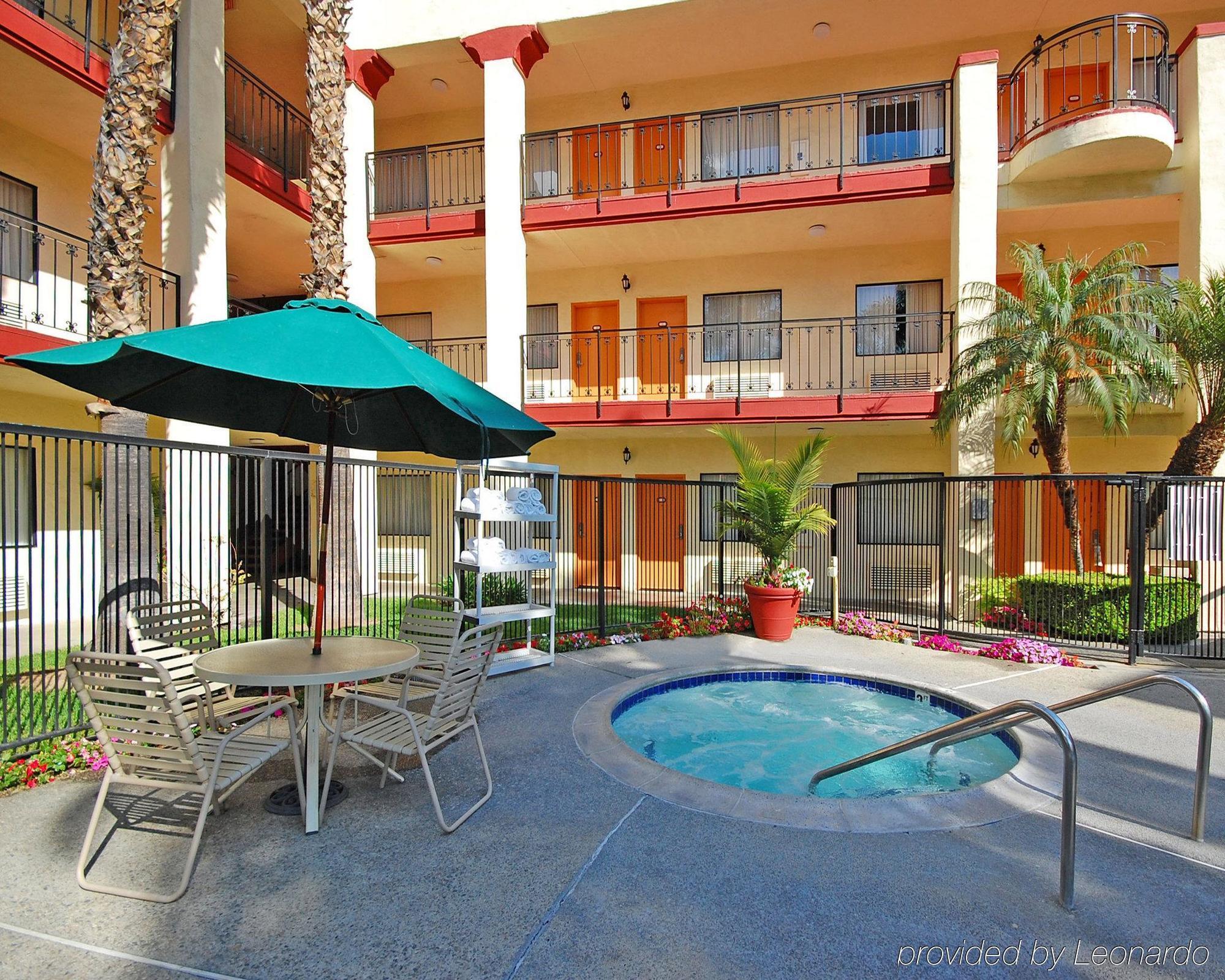 Comfort Inn & Suites Orange County John Wayne Airport Santa Ana Exteriör bild